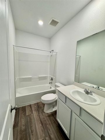 19834 Sienna Green Drive, Hockley, TX 77447