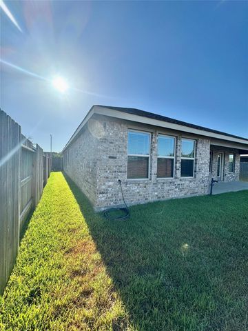 19834 Sienna Green Drive, Hockley, TX 77447