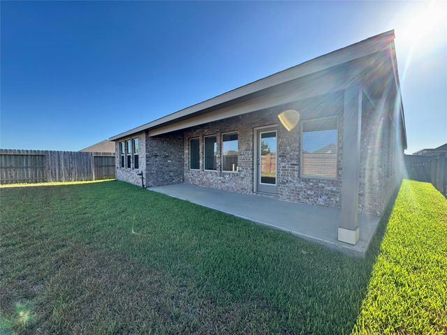 19834 Sienna Green Drive, Hockley, TX 77447