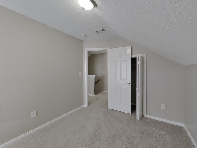 3210 Kelling Street, Houston, TX 77045