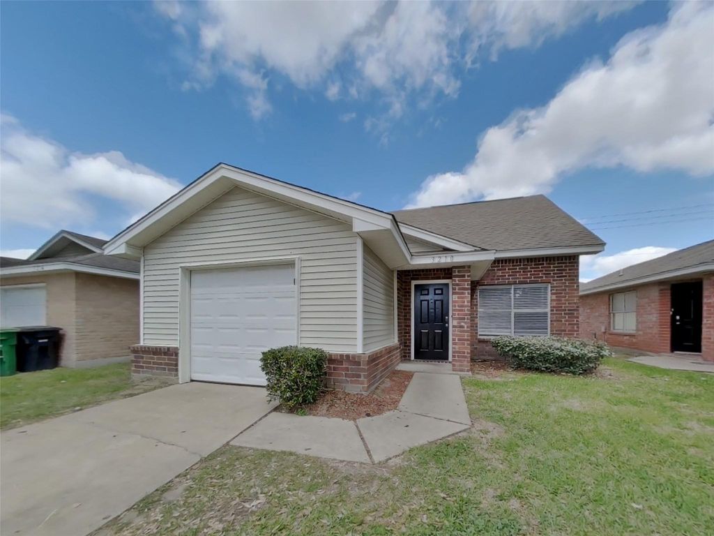 3210 Kelling Street, Houston, TX 77045