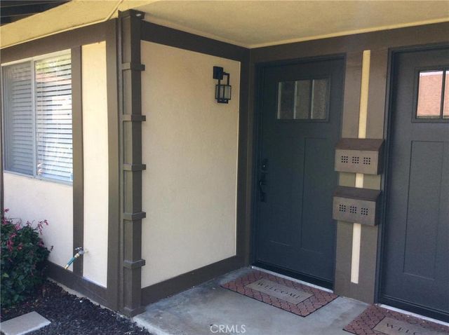 7562 Volga Drive 2, Huntington Beach, CA 92647