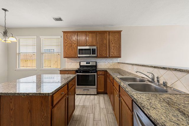 706 Pickett Hill Lane, Rosenberg, TX 77469