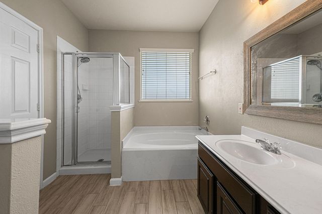 706 Pickett Hill Lane, Rosenberg, TX 77469
