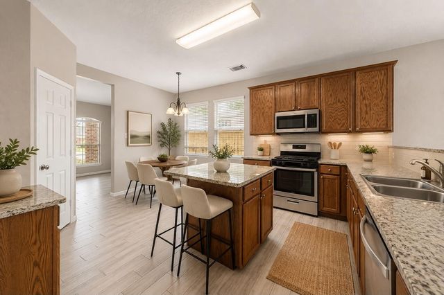 706 Pickett Hill Lane, Rosenberg, TX 77469