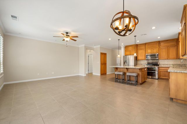1866 Verrazona Dr, Roseville, CA 95747