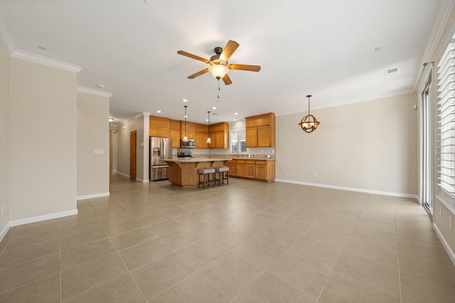 1866 Verrazona Dr, Roseville, CA 95747