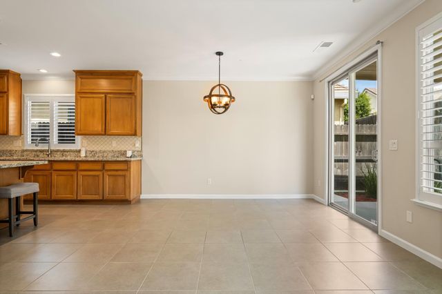 1866 Verrazona Dr, Roseville, CA 95747
