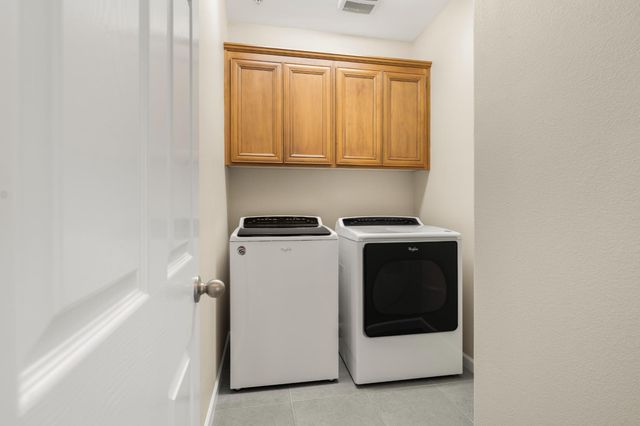 1866 Verrazona Dr, Roseville, CA 95747