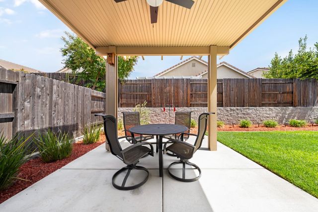 1866 Verrazona Dr, Roseville, CA 95747