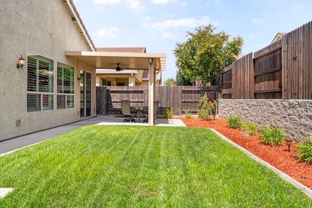1866 Verrazona Dr, Roseville, CA 95747