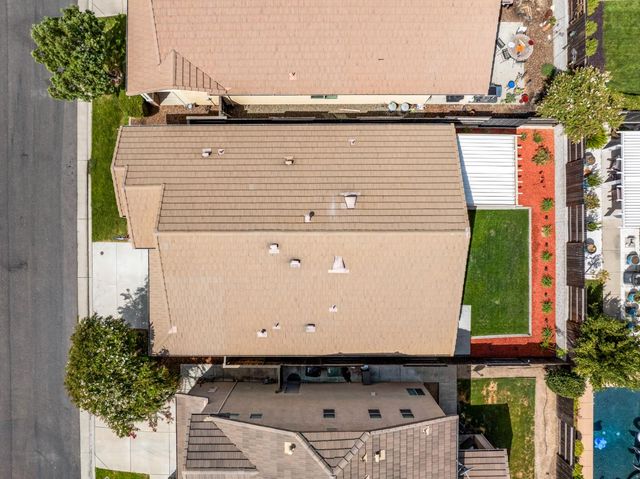 1866 Verrazona Dr, Roseville, CA 95747