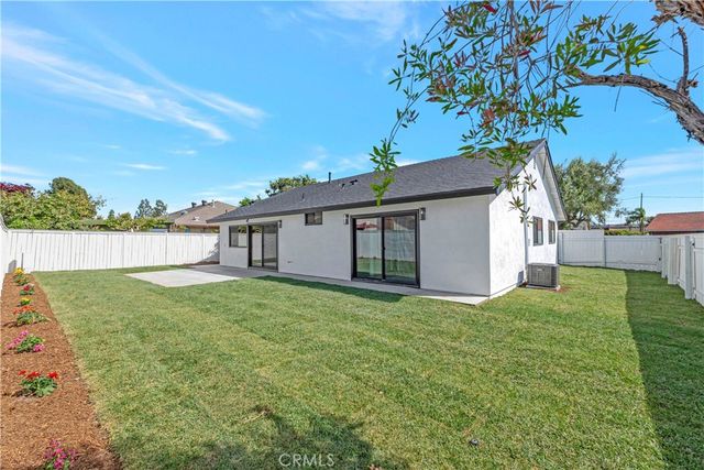 8761 Anthony, Huntington Beach, CA 92647