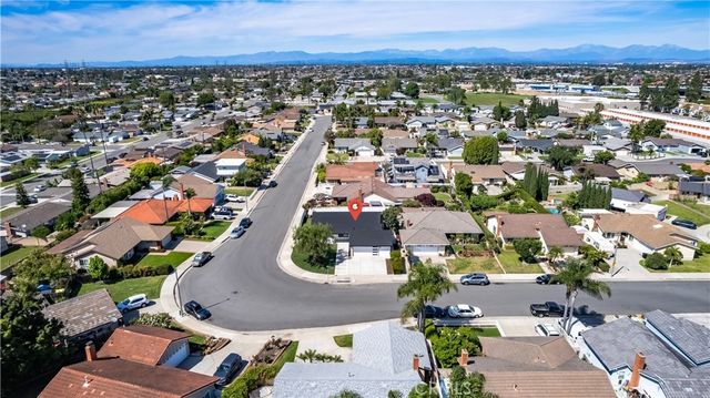 8761 Anthony, Huntington Beach, CA 92647