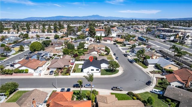 8761 Anthony, Huntington Beach, CA 92647