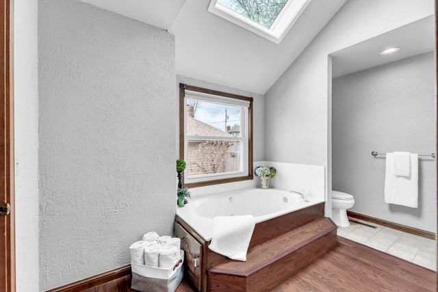 1475 E Burntwood Street, Springfield, MO 65803