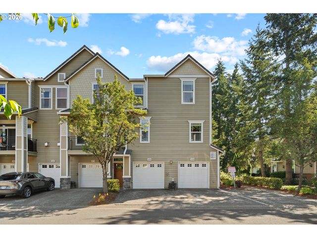 3880 SUMMERLINN Dr, West Linn, OR 97068