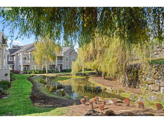 3880 SUMMERLINN Dr, West Linn, OR 97068