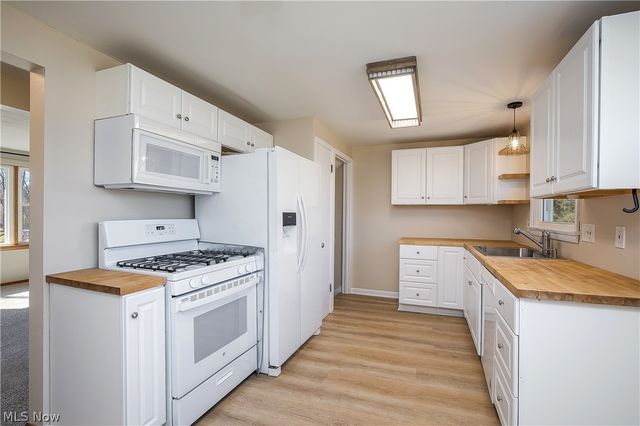 8861 Gladys Street NW, Massillon, OH 44646