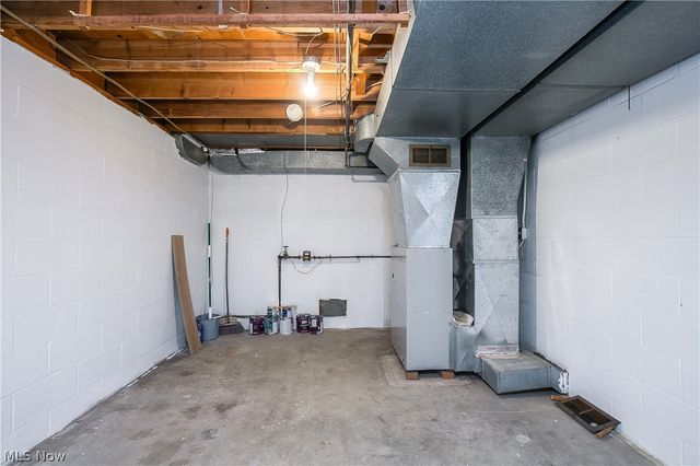 8861 Gladys Street NW, Massillon, OH 44646