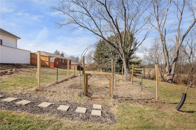 8861 Gladys Street NW, Massillon, OH 44646