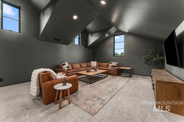 2444 W Floating Feather Rd, Eagle, ID 83616