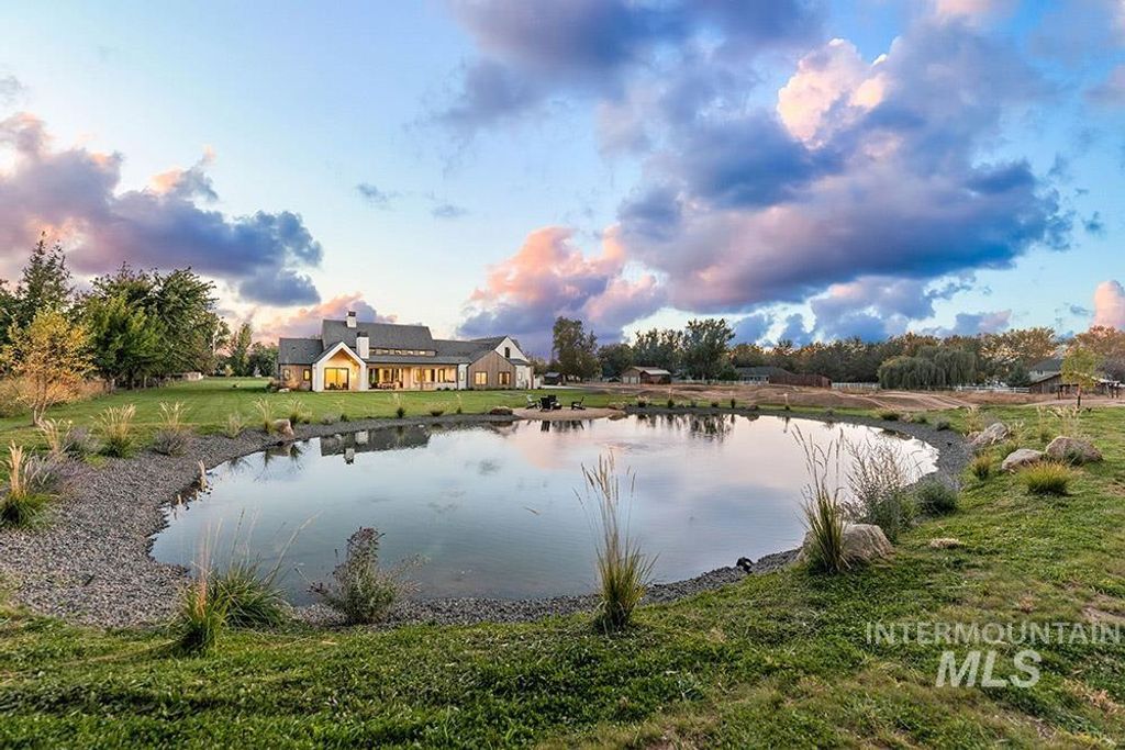 2444 W Floating Feather Rd, Eagle, ID 83616 photo 41