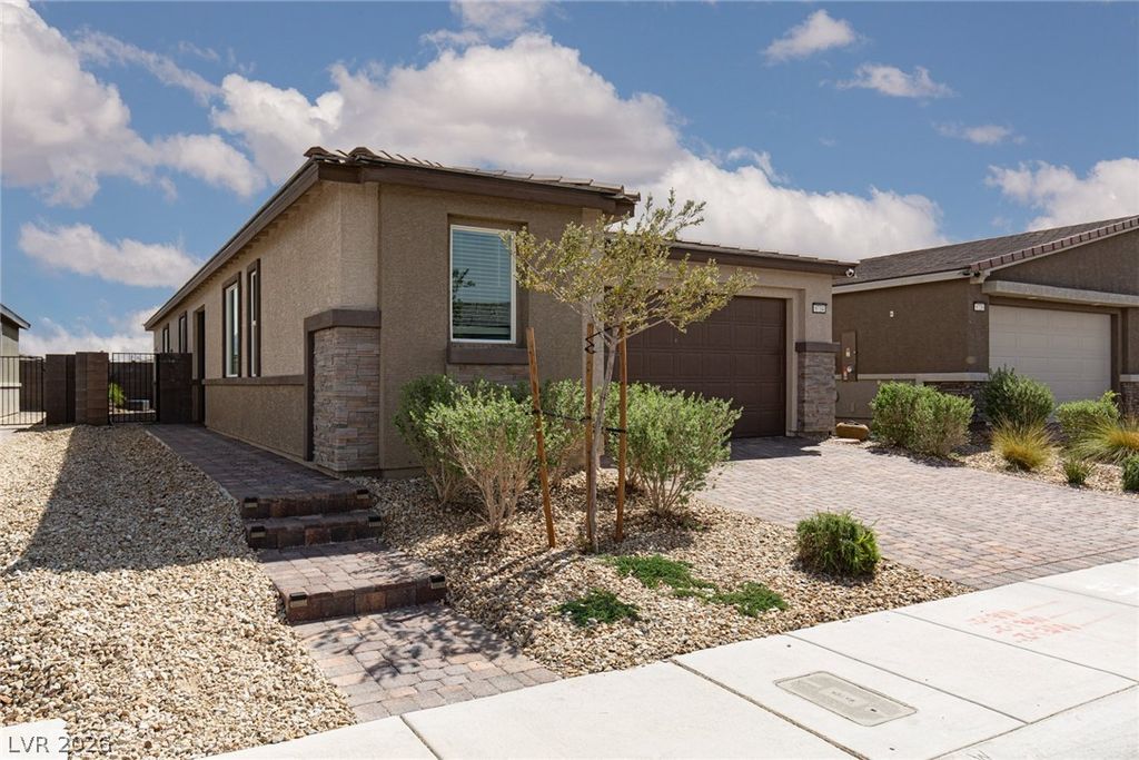9734 Pacific Pine Street, Las Vegas, NV 89143 — photo 2