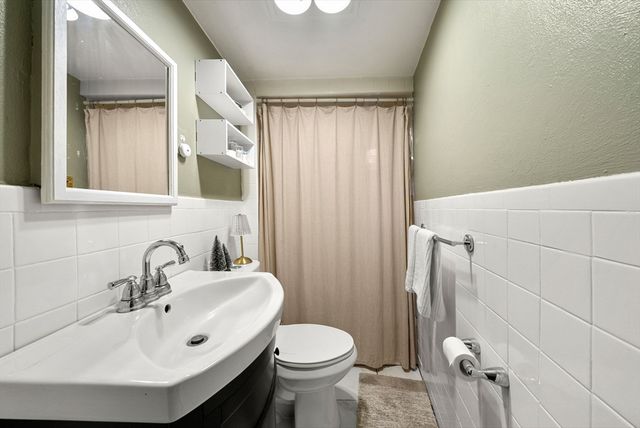 10 Henchman St 2R, Boston, MA 02113