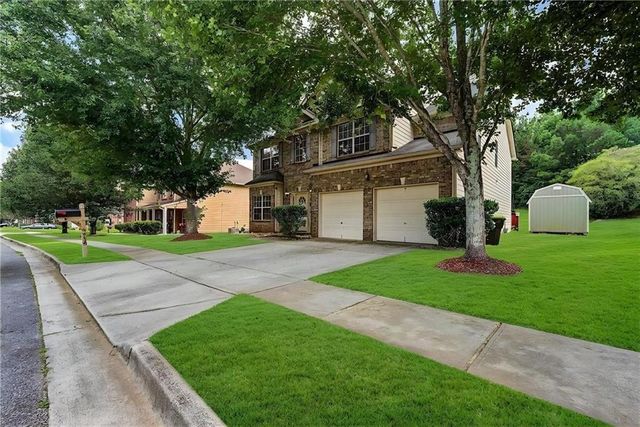 3719 Big Horn Court, Ellenwood, GA 30294