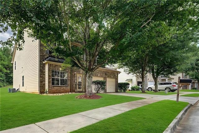 3719 Big Horn Court, Ellenwood, GA 30294