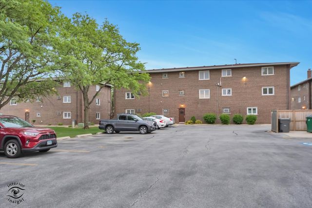 9016 W 140th Street 2A, Orland Park, IL 60462