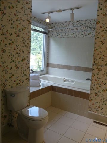 8114 E Greystone Cir, Henrico, VA 23229