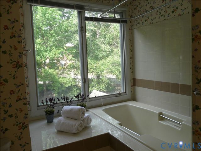 8114 E Greystone Cir, Henrico, VA 23229