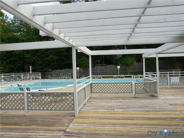 8114 E Greystone Cir, Henrico, VA 23229