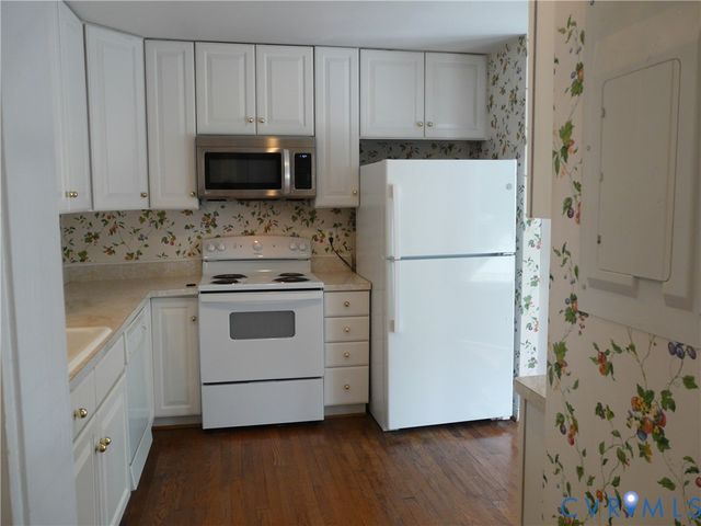 8114 E Greystone Cir, Henrico, VA 23229