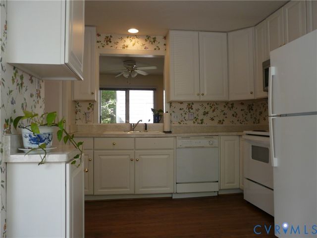 8114 E Greystone Cir, Henrico, VA 23229