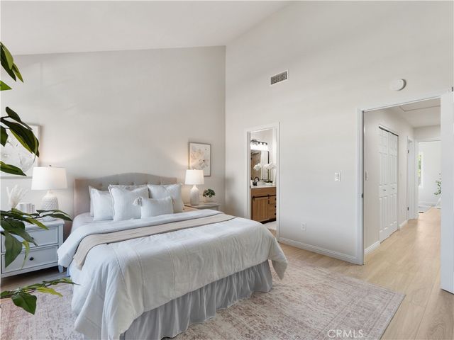 1143 N Broadway, Escondido, CA 92026