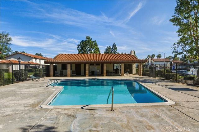 1143 N Broadway, Escondido, CA 92026