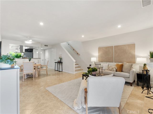 1143 N Broadway, Escondido, CA 92026