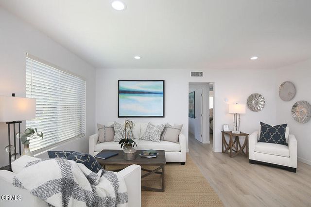 655 Ivy Street, Glendale, CA 91204