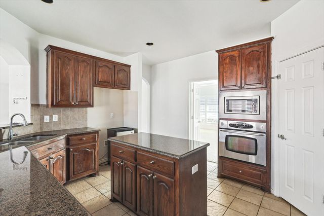 801 Hunters Glen, Murphy, TX 75094
