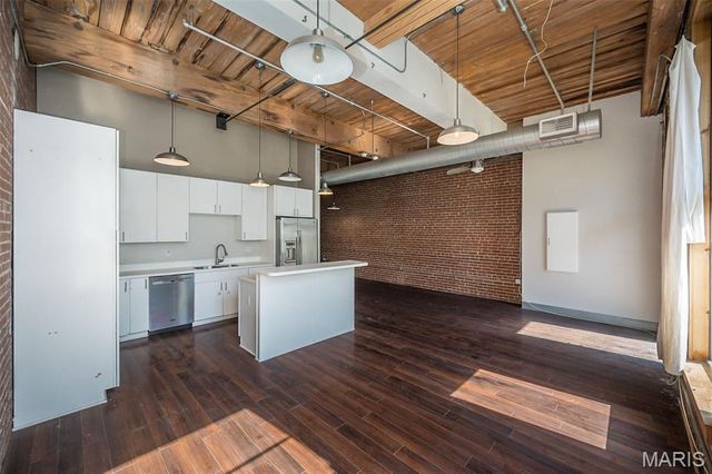 1312 Washington Avenue 3B, St Louis, MO 63103