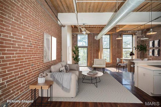 1312 Washington Avenue 3B, St Louis, MO 63103