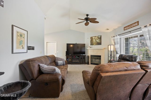 23500 Lakeview Drive, Tehachapi, CA 93561