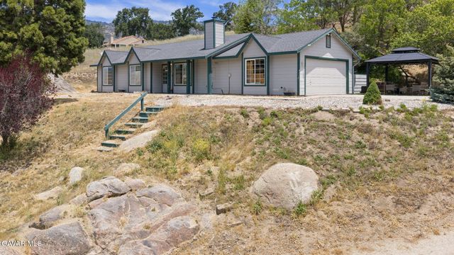 23500 Lakeview Drive, Tehachapi, CA 93561