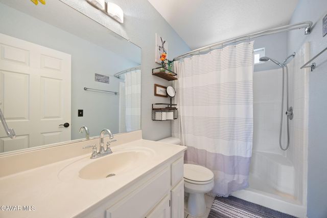 23500 Lakeview Drive, Tehachapi, CA 93561