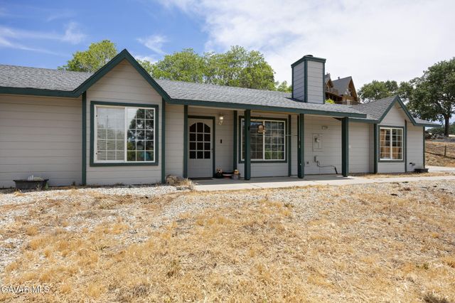 23500 Lakeview Drive, Tehachapi, CA 93561