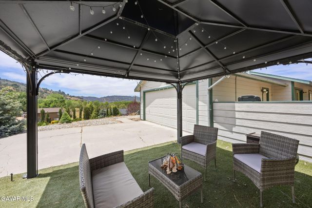 23500 Lakeview Drive, Tehachapi, CA 93561