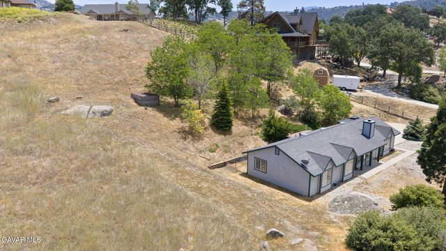 23500 Lakeview Drive, Tehachapi, CA 93561